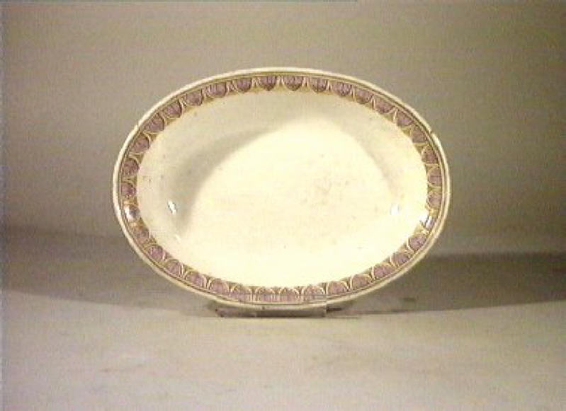 motivi decorativi vegetali (piatto da portata) - manifattura Del Vecchio (sec. XIX)