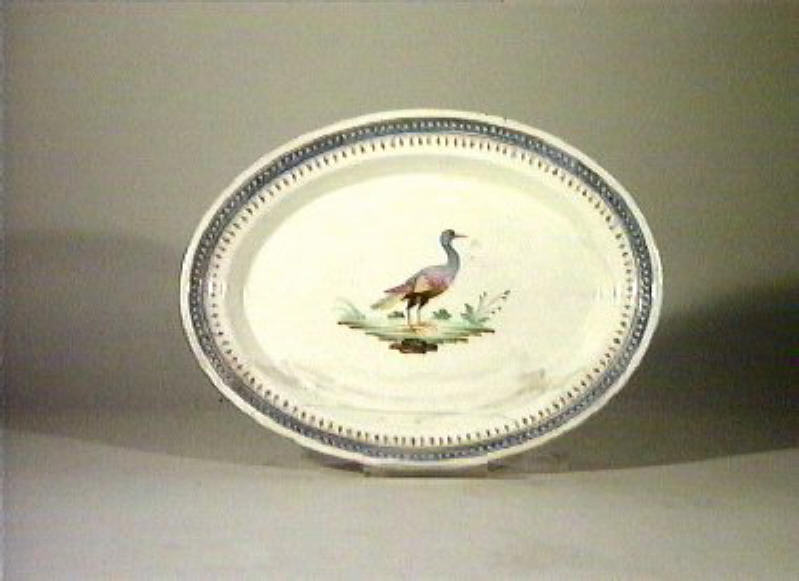 motivi decorativi vegetali e animali (piatto da portata) - manifattura Del Vecchio (sec. XIX)