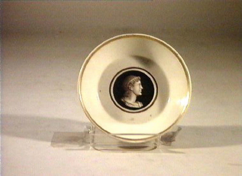 testa d'uomo (piattino) di Securo Francesco (sec. XIX)