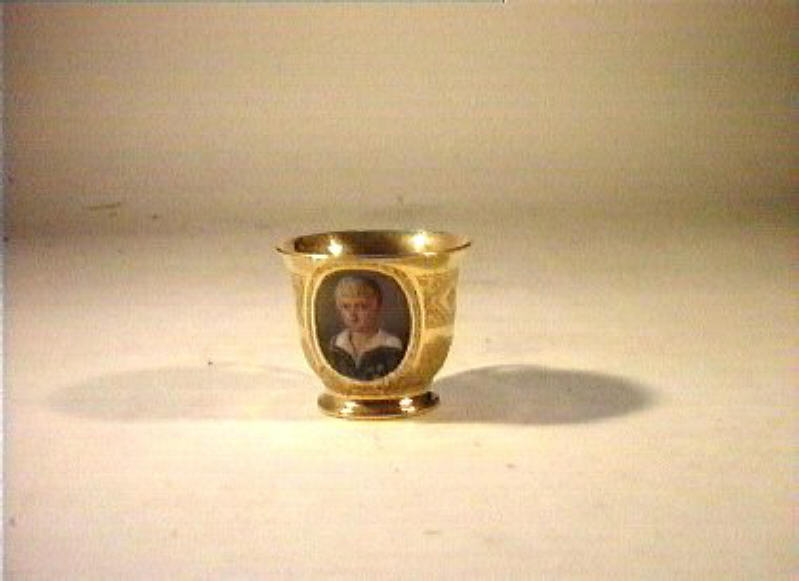 ritratto di bambino (tazzina) di Giovine Raffaele (sec. XIX)