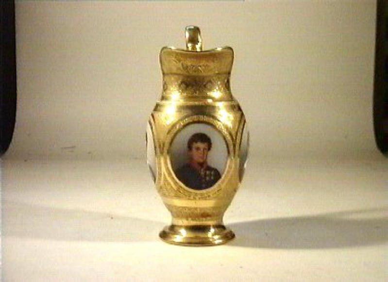 ritratto d'uomo (lattiera) di Giovine Raffaele (sec. XIX)