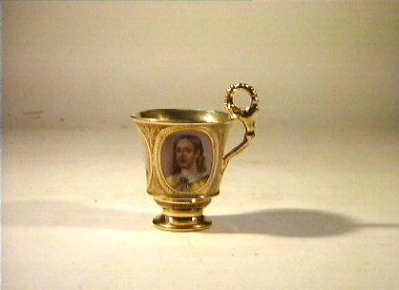 ritratto d'uomo (tazza) di Giovine Raffaele (sec. XIX)
