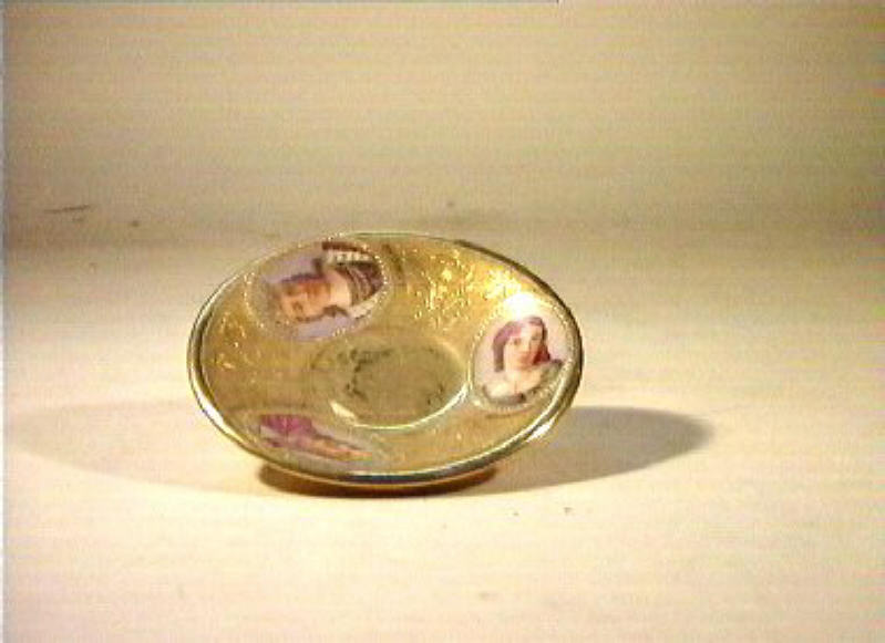 ritratto d'uomo (piattino) di Giovine Raffaele (sec. XIX)