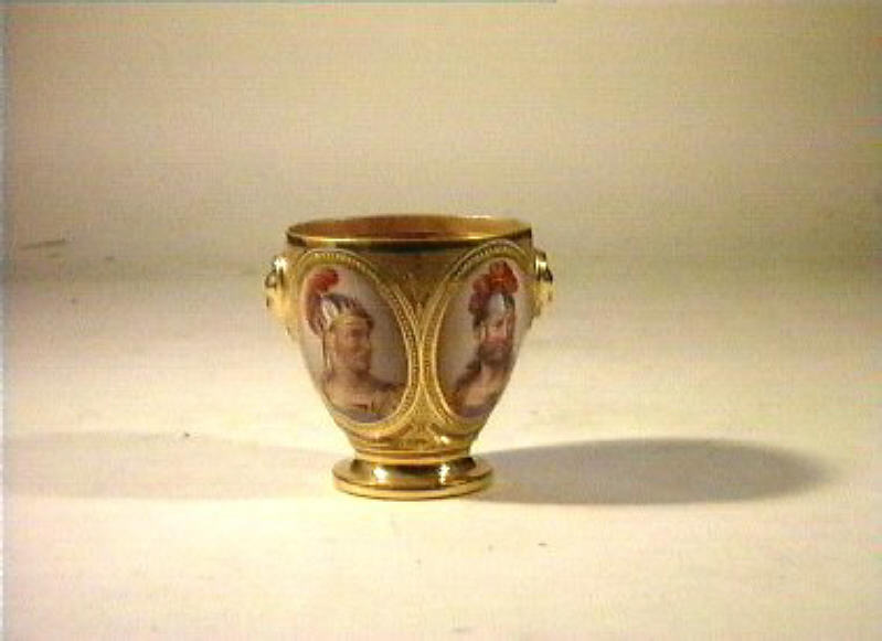 ritratti dei re di Napoli (zuccheriera) di Giovine Raffaele - manifattura francese (sec. XIX)