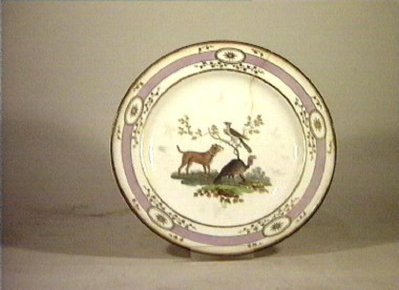 motivi decorativi vegetali e animali (piatto da portata) - Real Fabbrica di Napoli (secc. XVIII/ XIX)