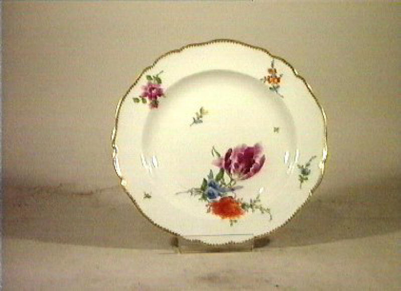 motivi decorativi floreali (piatto) - manifattura di Meissen (sec. XVIII)