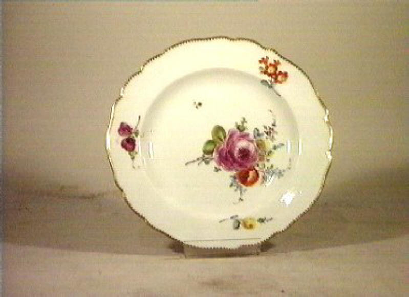 motivi decorativi floreali (piatto) - manifattura di Meissen (sec. XVIII)