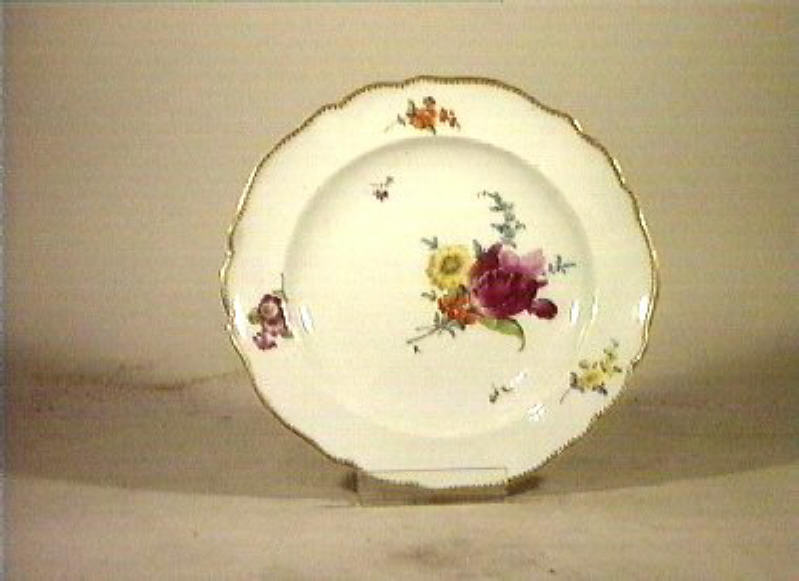 motivi decorativi floreali (piatto) - manifattura di Meissen (sec. XVIII)