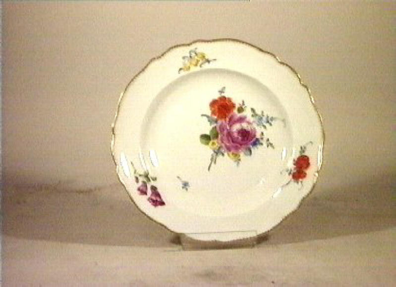 motivi decorativi floreali (piatto) - manifattura di Meissen (sec. XVIII)