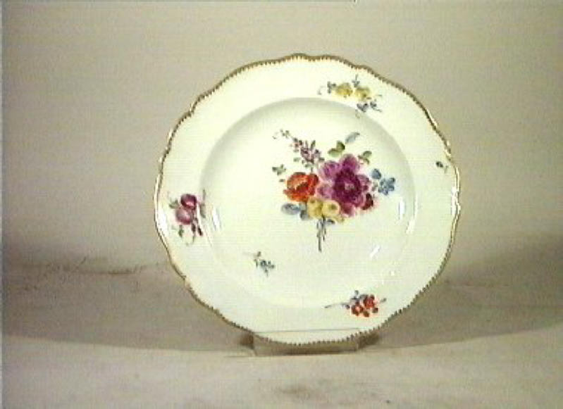 motivi decorativi floreali (piatto) - manifattura di Meissen (sec. XVIII)