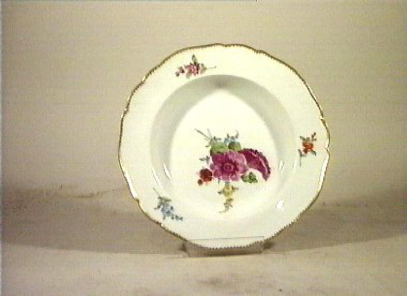 motivi decorativi floreali (piatto) - manifattura di Meissen (sec. XVIII)