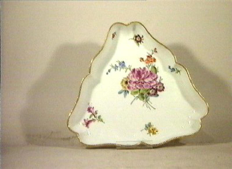 motivi decorativi floreali (piatto da portata) - manifattura di Meissen (sec. XVIII)