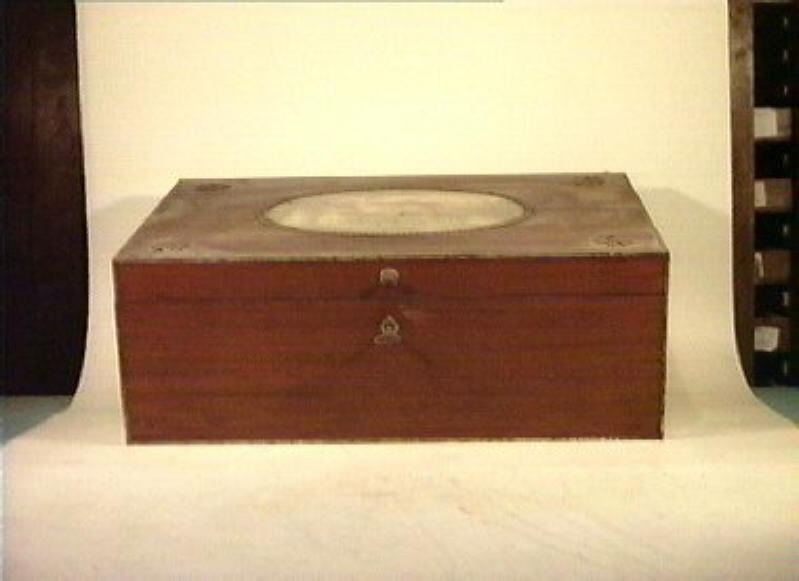 figura allegorica femminile (servizio per scrivere) - bottega viennese (fine/inizio secc. XVIII/ XIX)