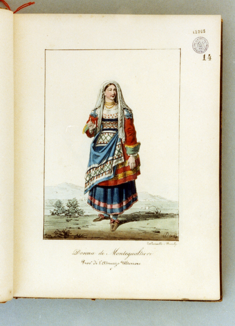 figura femminile in costume tradizionale (stampa a colori) di Dura Gaetano, Bianchi Lorenzo, Cuciniello Domenico (sec. XIX)