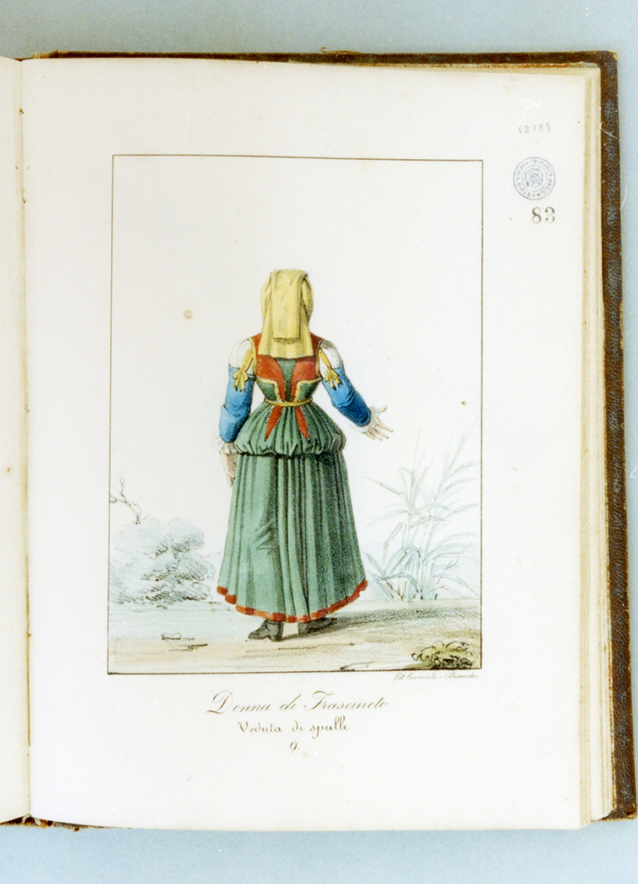 figura femminile di spalle in costume tradizionale (stampa a colori) di Bianchi Lorenzo, Cuciniello Domenico (sec. XIX)