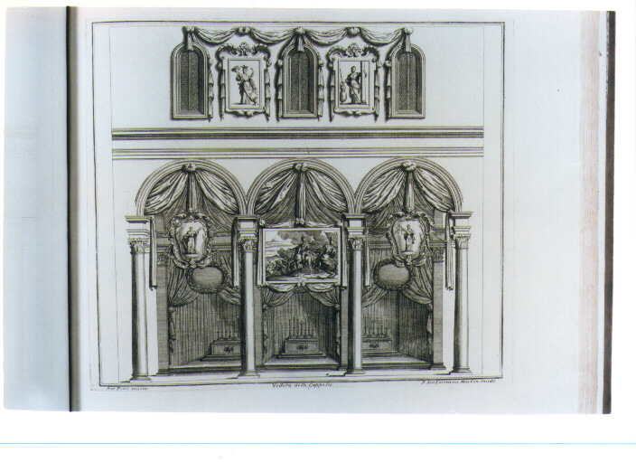 VEDUTA DELLE CAPPELLE DELLA CHIESA DI SAN LORENZO CON APPARATO FUNEBRE PER LA DUCHESSA DI LORENA (stampa) di Ferri Antonio Maria, Lorenzini Giovanni Antonio detto Fra Antonio (sec. XVII)