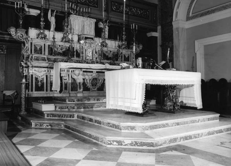 altare maggiore - bottega campana (fine/inizio secc. XIX/ XX)