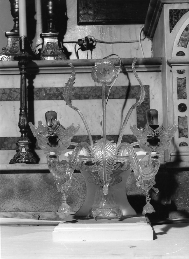 motivi decorativi floreali (lampada) - bottega campana (prima metà sec. XX)