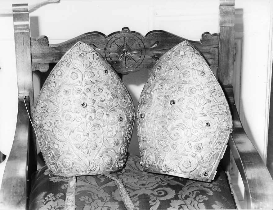 motivi decorativi floreali (mitria, serie) - bottega campana (sec. XIX)