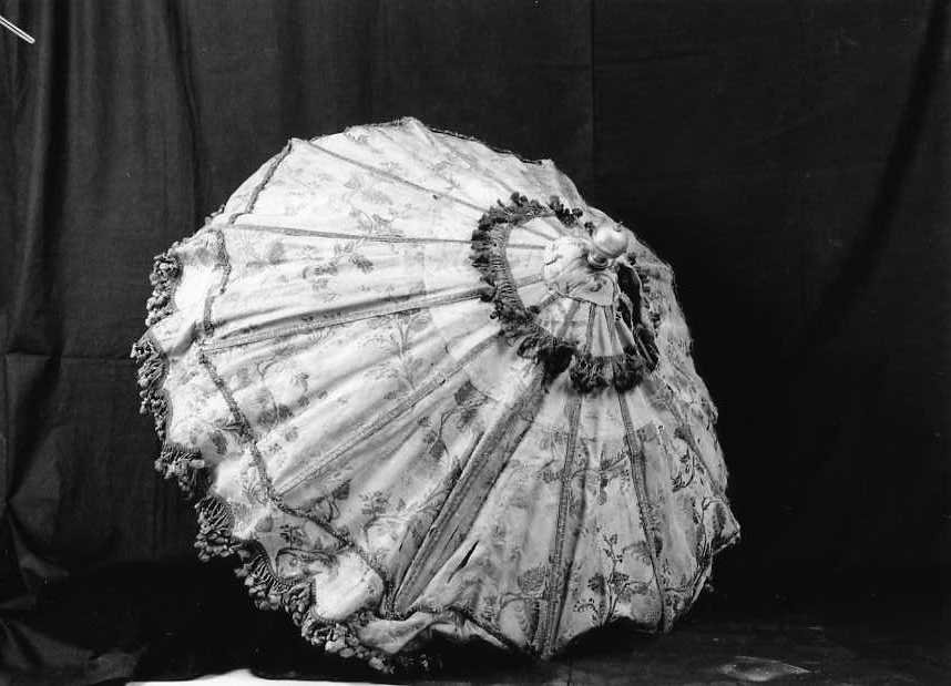 motivi decorativi floreali (ombrellino processionale) - bottega campana (sec. XVIII)