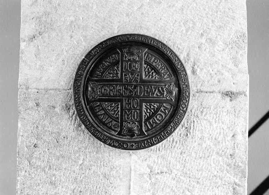 medaglione - bottega campana (sec. XIX)