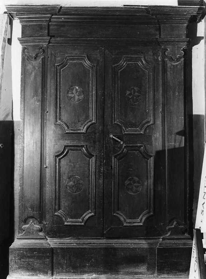 mobile da sacrestia - bottega campana (prima metà sec. XVIII)