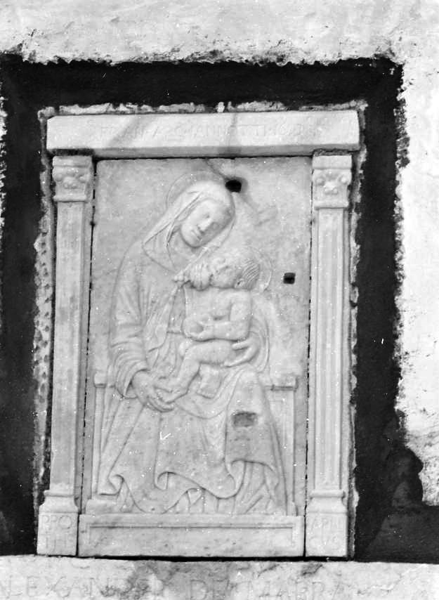 Madonna con Bambino (rilievo) - bottega campana (sec. XVII)