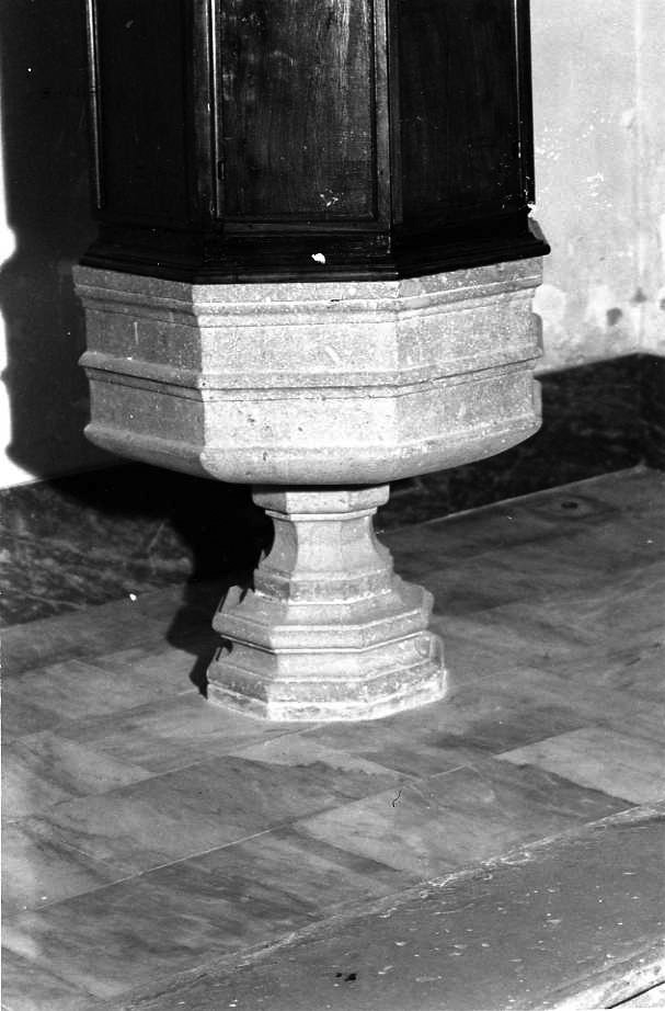 fonte battesimale - bottega campana (sec. XVI)