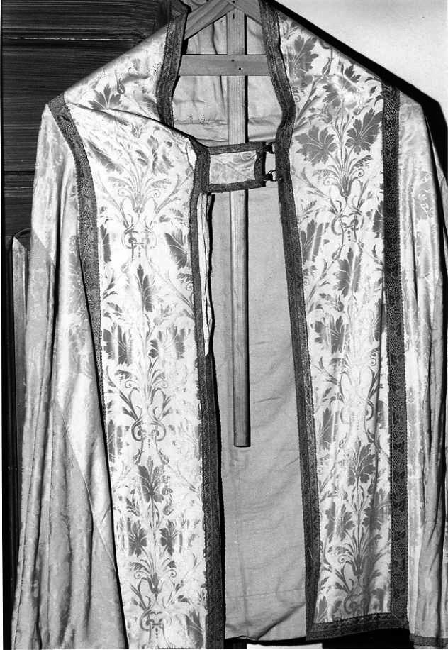 piviale - manifattura campana (sec. XIX)