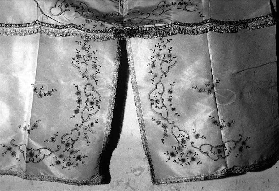 conopeo di tabernacolo - manifattura campana (inizio sec. XX)