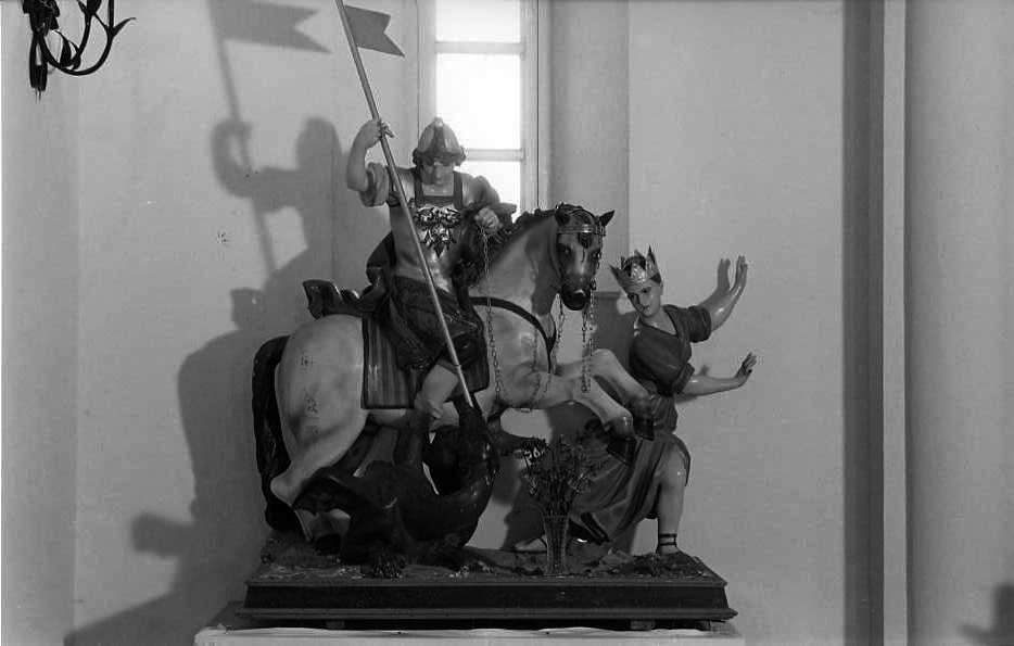San Giorgio uccide il drago (gruppo scultoreo) di Colombo Giacomo (sec. XVIII)