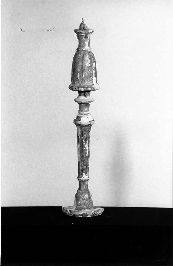 candeliere, frammento - bottega campana (sec. XVIII)