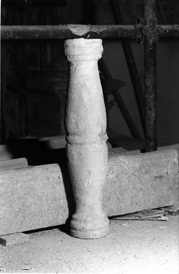 balaustrata, frammento - bottega campana (sec. XVIII)