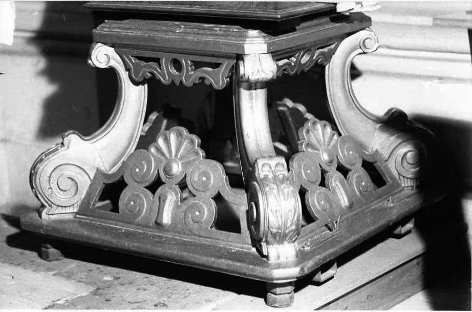 piedistallo di statua - bottega campana (sec. XIX)