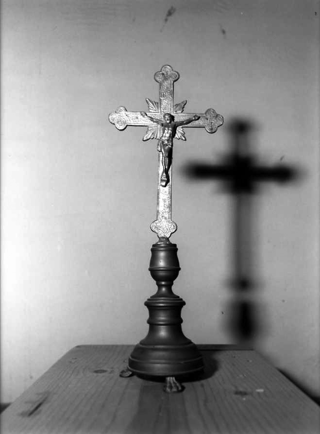 Cristo crocifisso (crocifisso) - bottega campana (metà sec. XX)