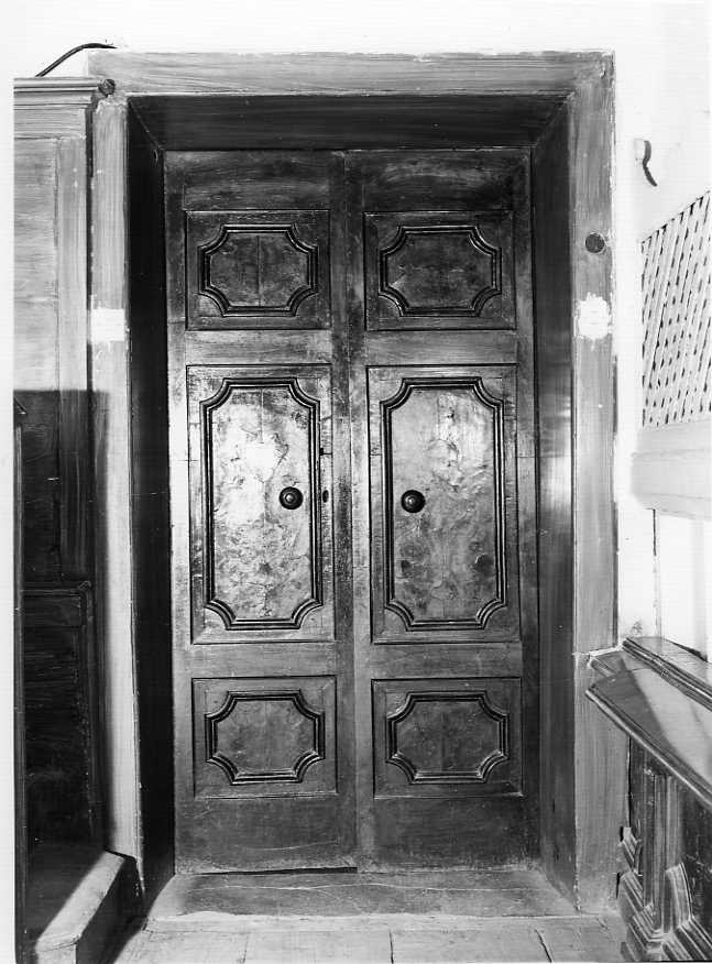 porta - a due battenti - bottega campana (sec. XVIII)