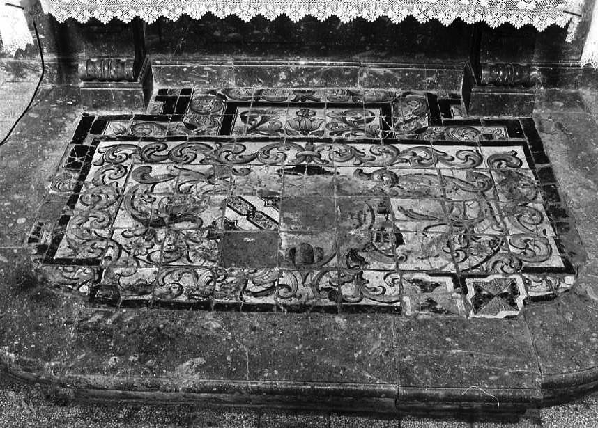 gradinata d'altare di De Lella Giovan Domenico (attribuito) (sec. XVIII)