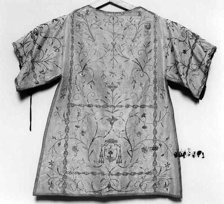 motivi decorativi floreali (tunicella) - manifattura campana (sec. XIX)