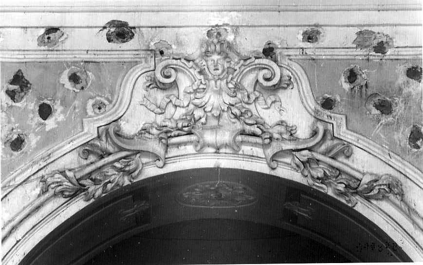 motivi decorativi vegetali (decorazione plastica) - bottega campana (sec. XVIII)