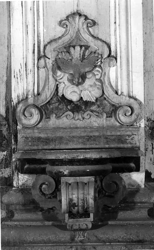 acquasantiera da parete, serie - bottega campana (prima metà sec. XVIII)