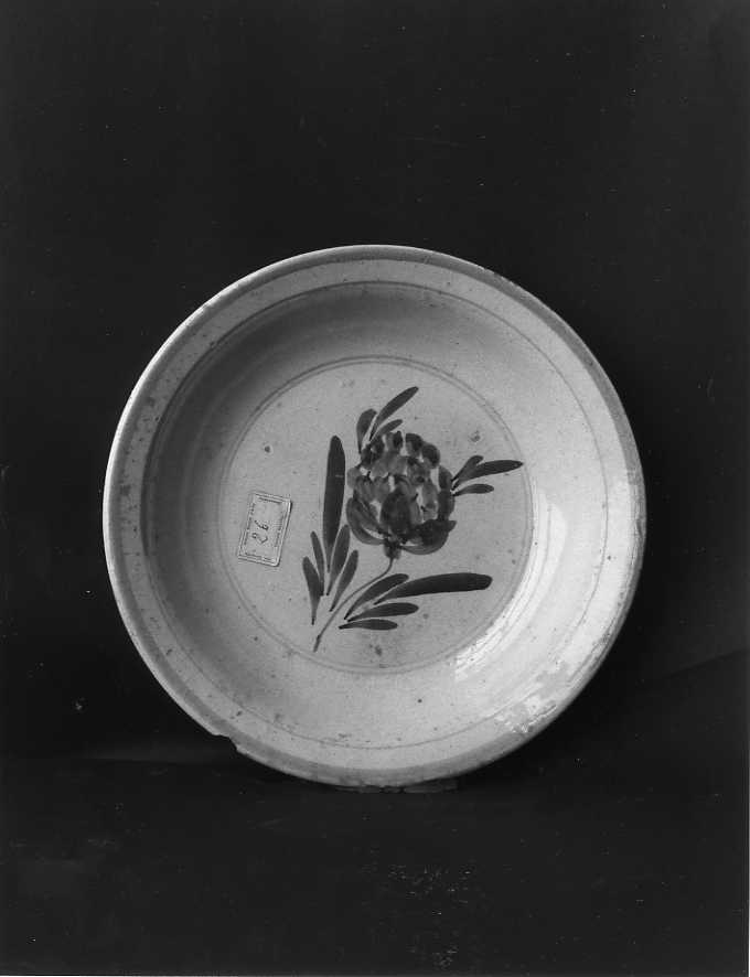 motivo decorativo floreale (piatto) - bottega cerretese (sec. XVIII)