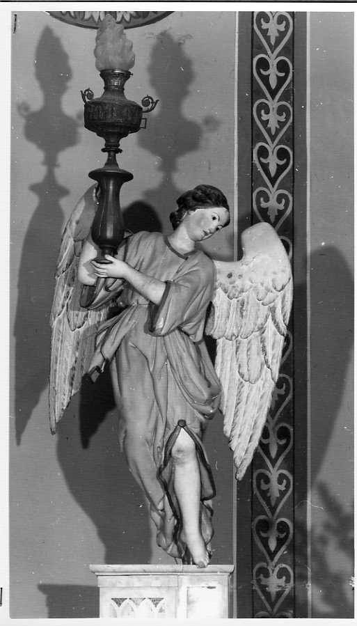 angelo reggicandelabro (candelabro, serie) - bottega campana (prima metà sec. XVIII)