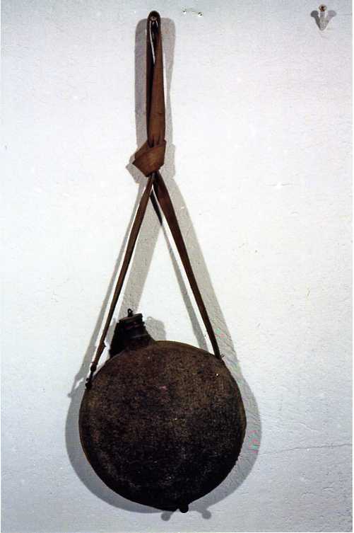 borraccia - bottega campana (prima metà sec. XX)