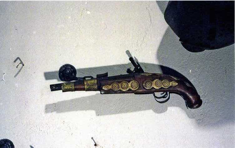 pistola - bottega campana (prima metà sec. XVII)