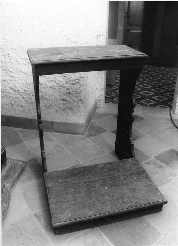 inginocchiatoio - bottega campana (inizio sec. XX)