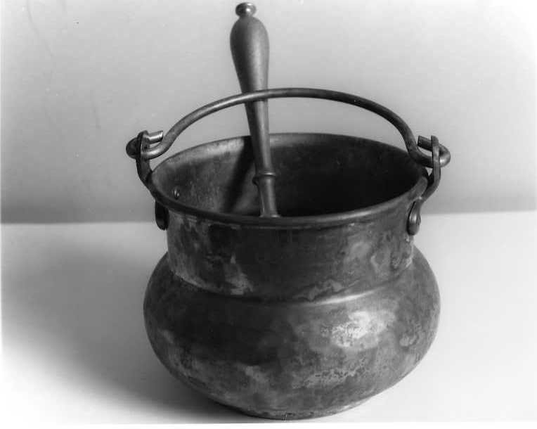 secchiello per l'acqua benedetta - bottega campana (inizio sec. XX)
