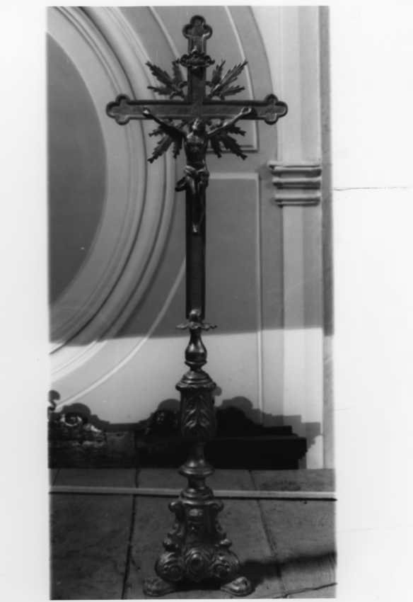 crocifisso - bottega campana (fine sec. XIX)