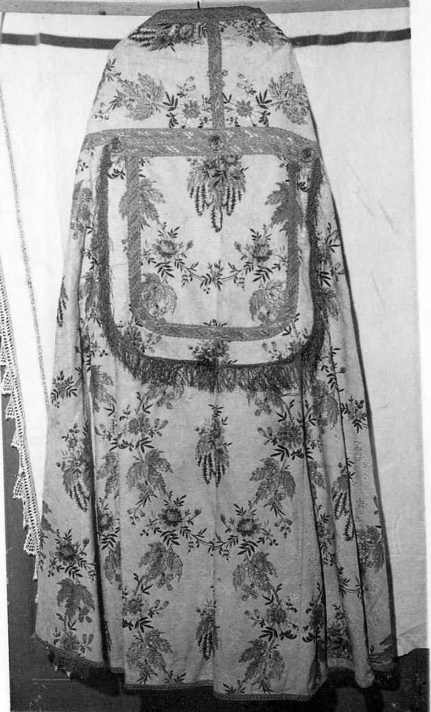 piviale - manifattura campana (fine sec. XVIII)