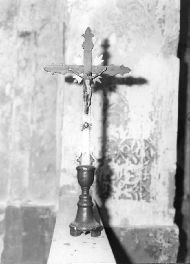 croce d'altare - bottega campana (seconda metà sec. XIX)