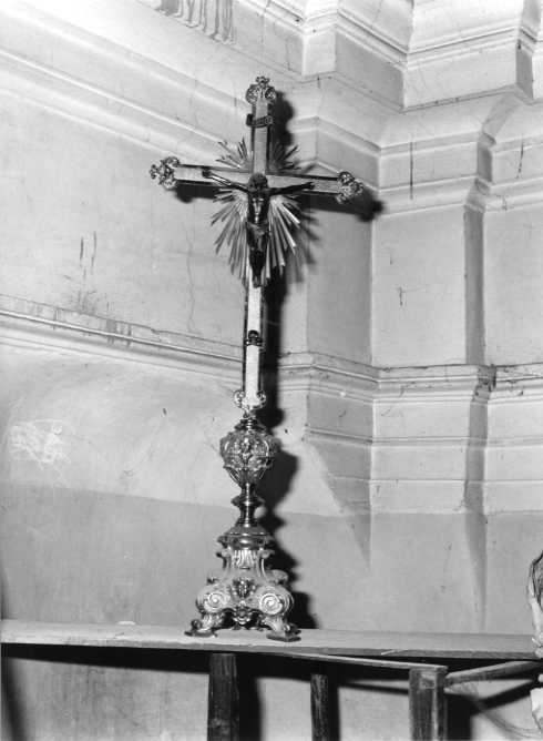 Cristo crocifisso (croce d'altare) - bottega napoletana (sec. XX)